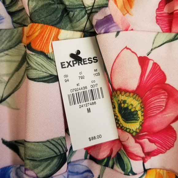 Dress - Picture 8 of 9